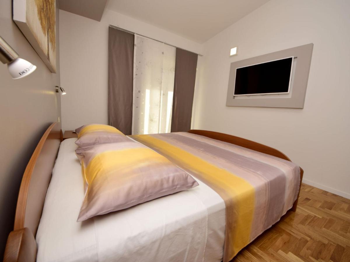 Apartment Mornar-2 By Interhome Trogir Dış mekan fotoğraf